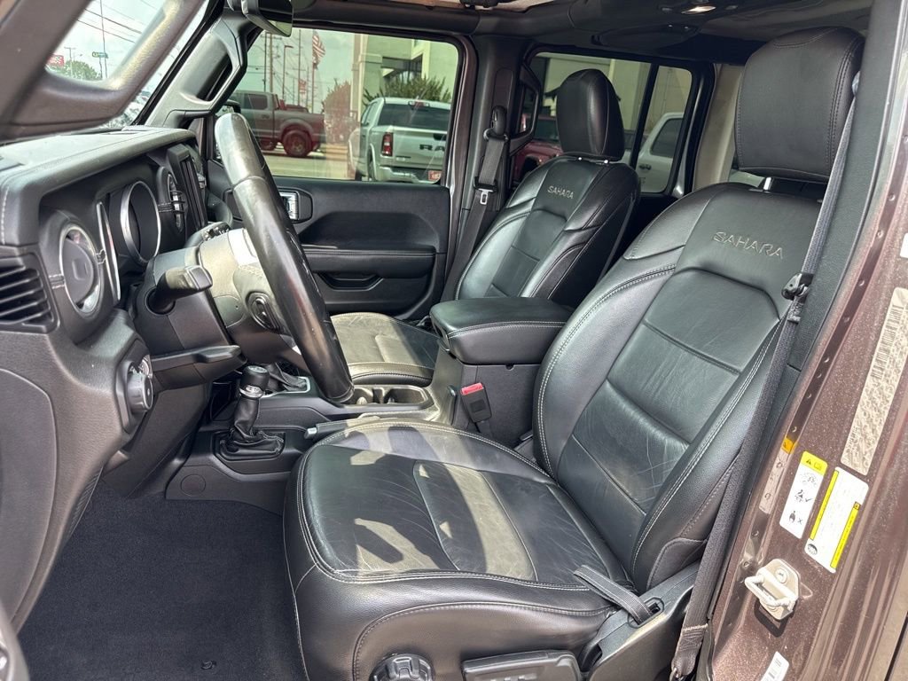 Used 2018 Jeep Wrangler Unlimited Sahara image 31