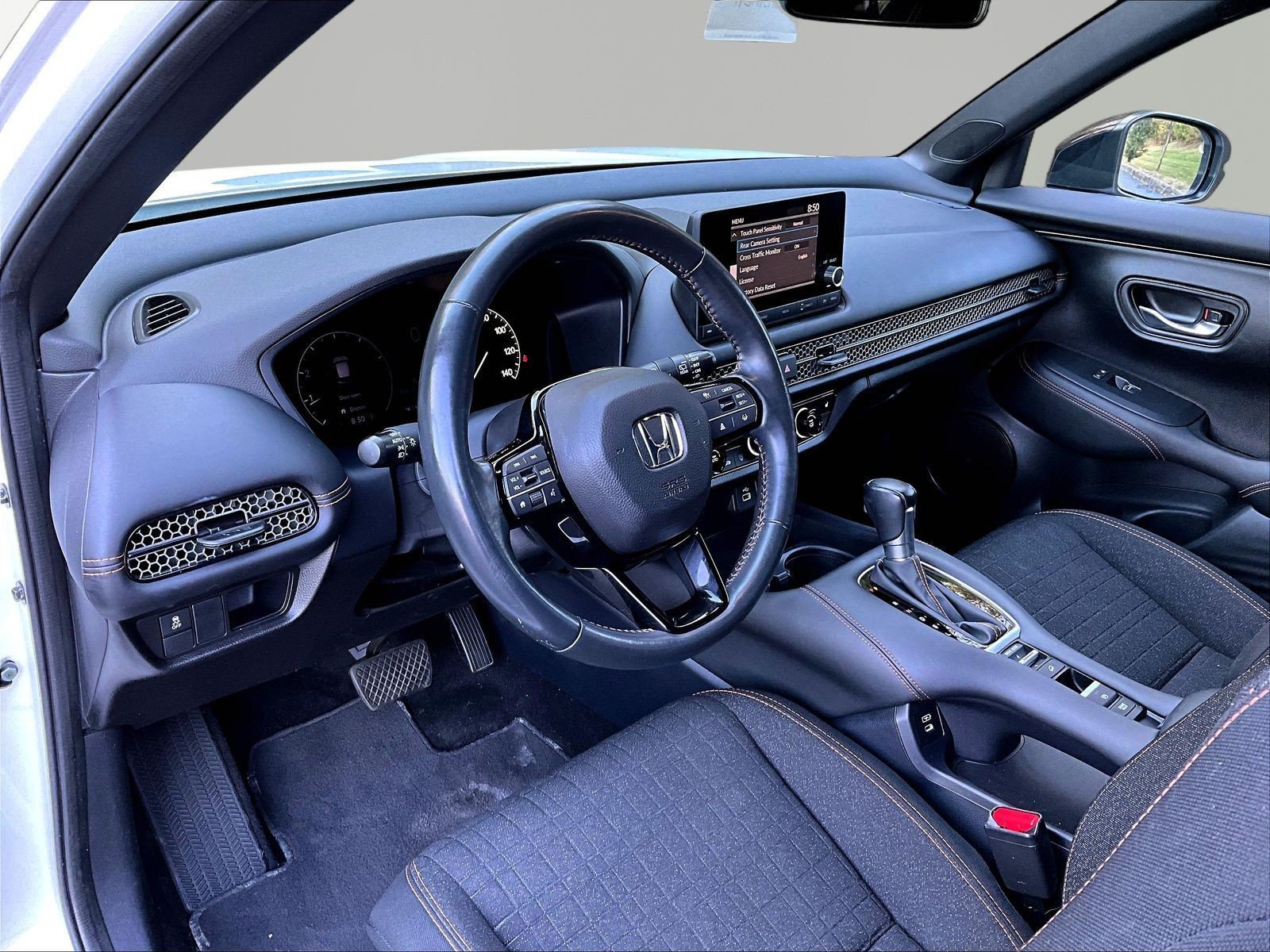Used 2024 Honda HR-V Sport image 17