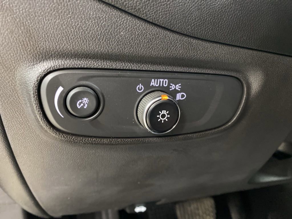 Used 2023 Chevrolet Equinox LT image 31