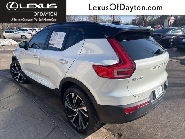 Used 2021 Volvo XC40 T5 R-Design w/ Climate Package image 5