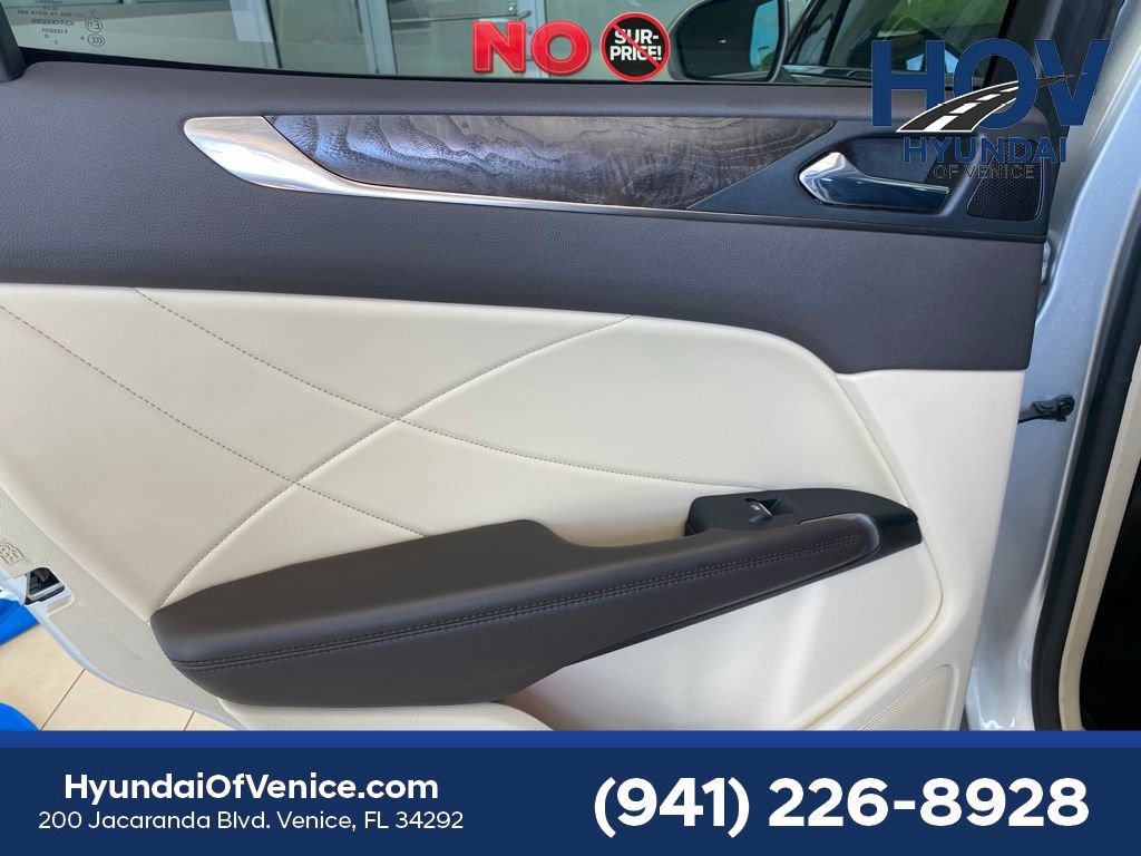 Used 2017 Lincoln MKC Reserve w/ Lincoln MKC Climate Package AWD/4WD image 52