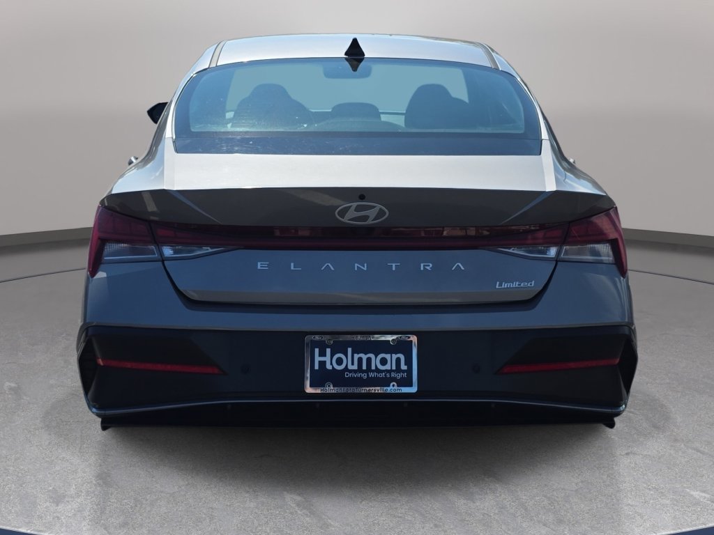 Used 2024 Hyundai Elantra Limited FWD image 6