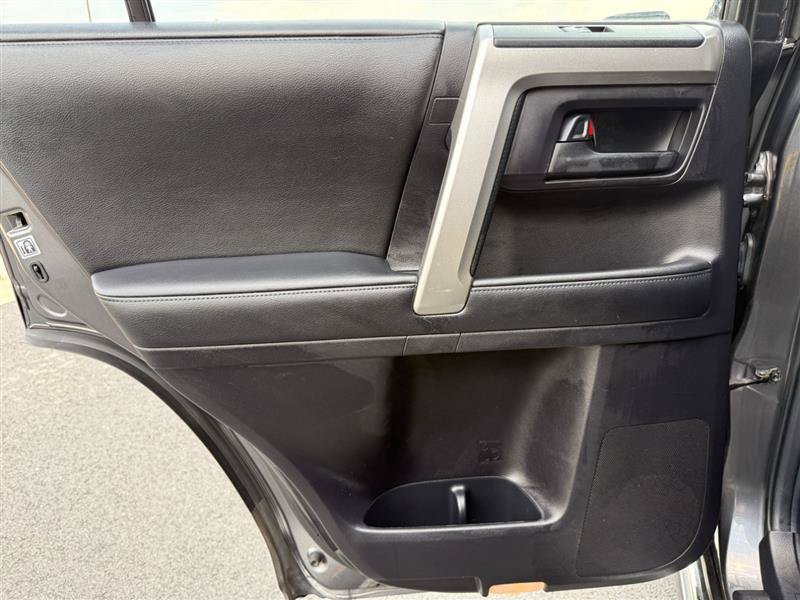 Used 2013 Toyota 4Runner Limited AWD/4WD image 30