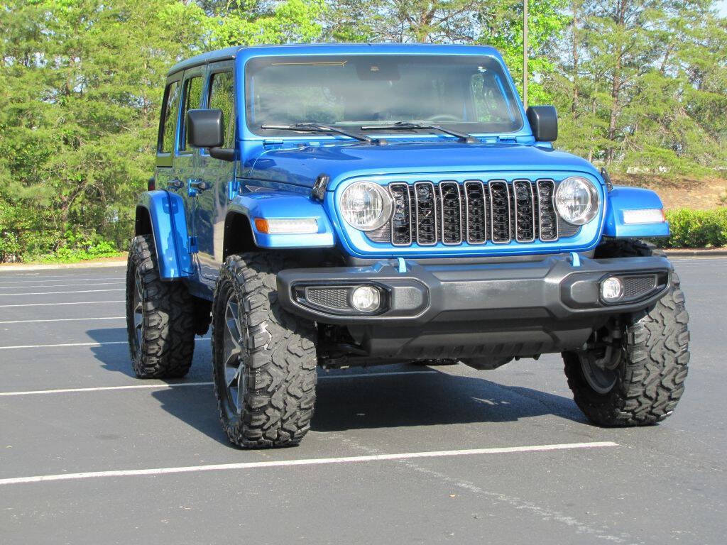 Used 2024 Jeep Wrangler Unlimited AWD/4WD image 10