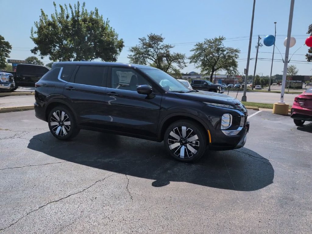 New 2026 Mitsubishi Outlander SE AWD/4WD image 4