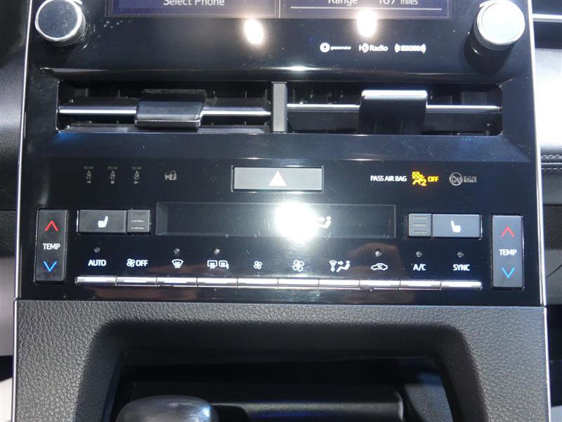 Used 2021 Toyota Avalon XLE FWD image 37