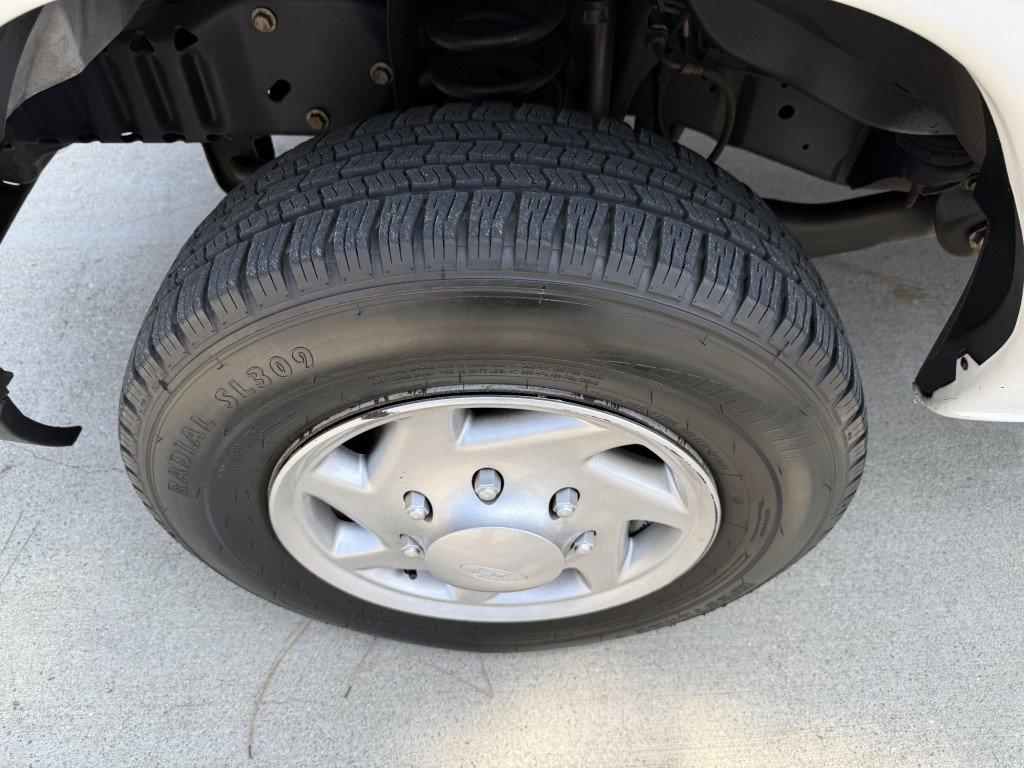 Used 2012 Ford E-150 and Econoline 150 E-150 Van w/ PWR Group image 12