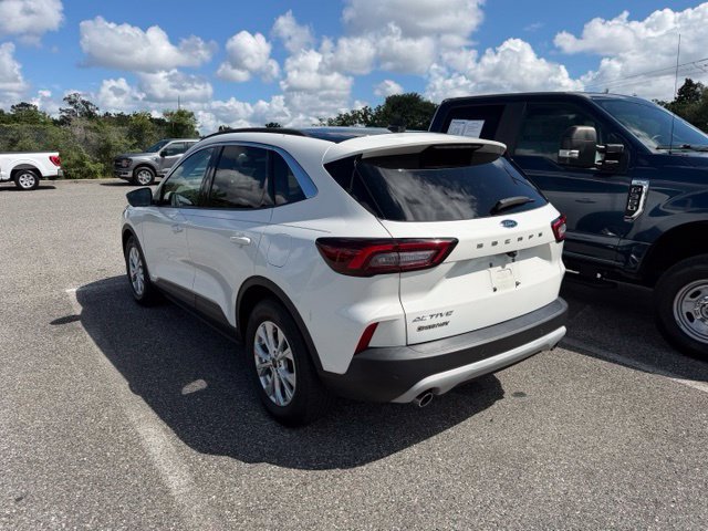 Used 2023 Ford Escape Active w/ Tech Pack #2 FWD image 4