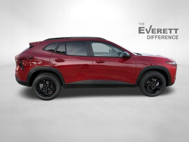 New 2026 Chevrolet Trax LT w/ Sunroof Package FWD image 8