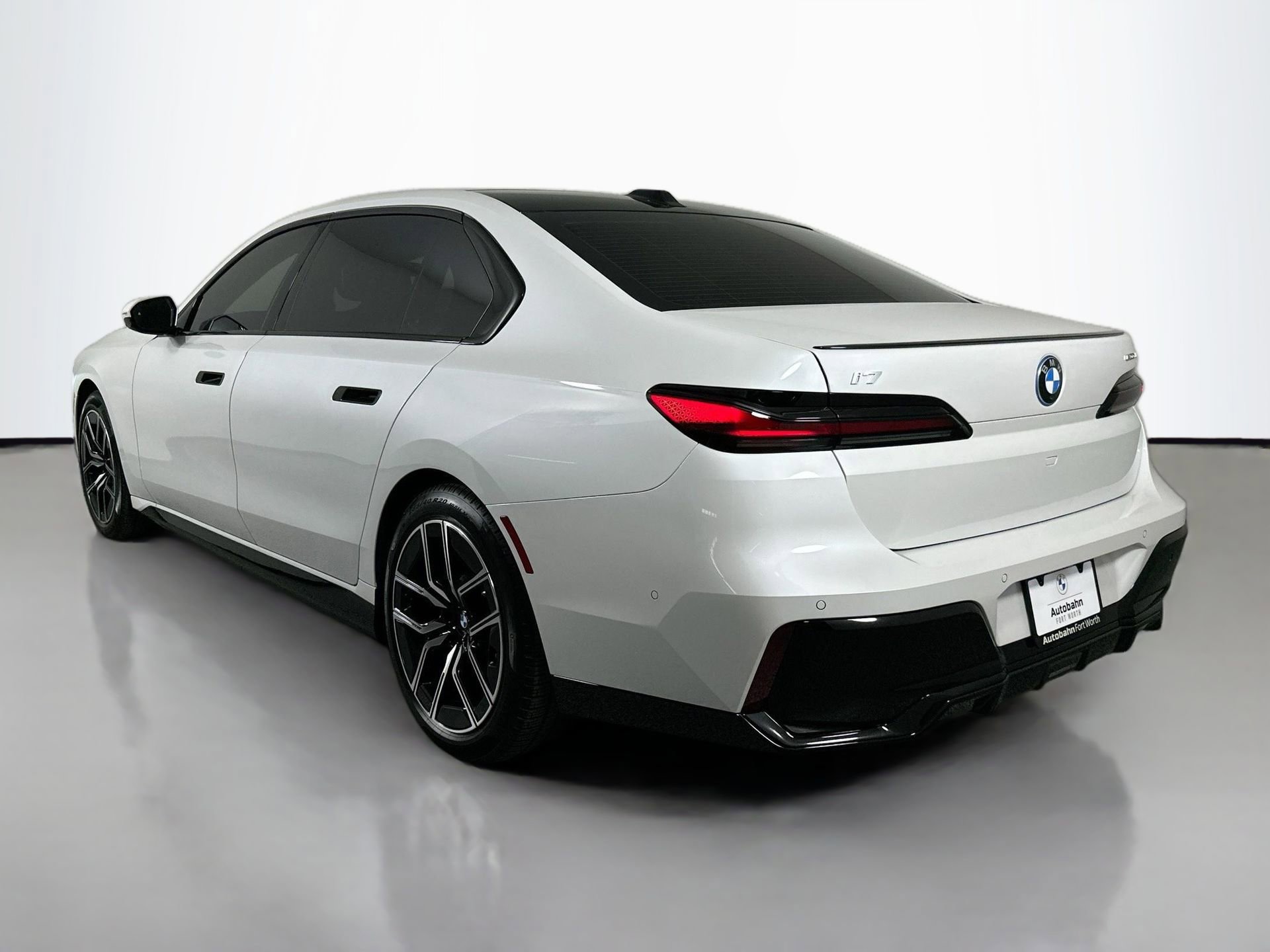 New 2026 BMW i7 eDrive50 w/ M Sport Package image 6