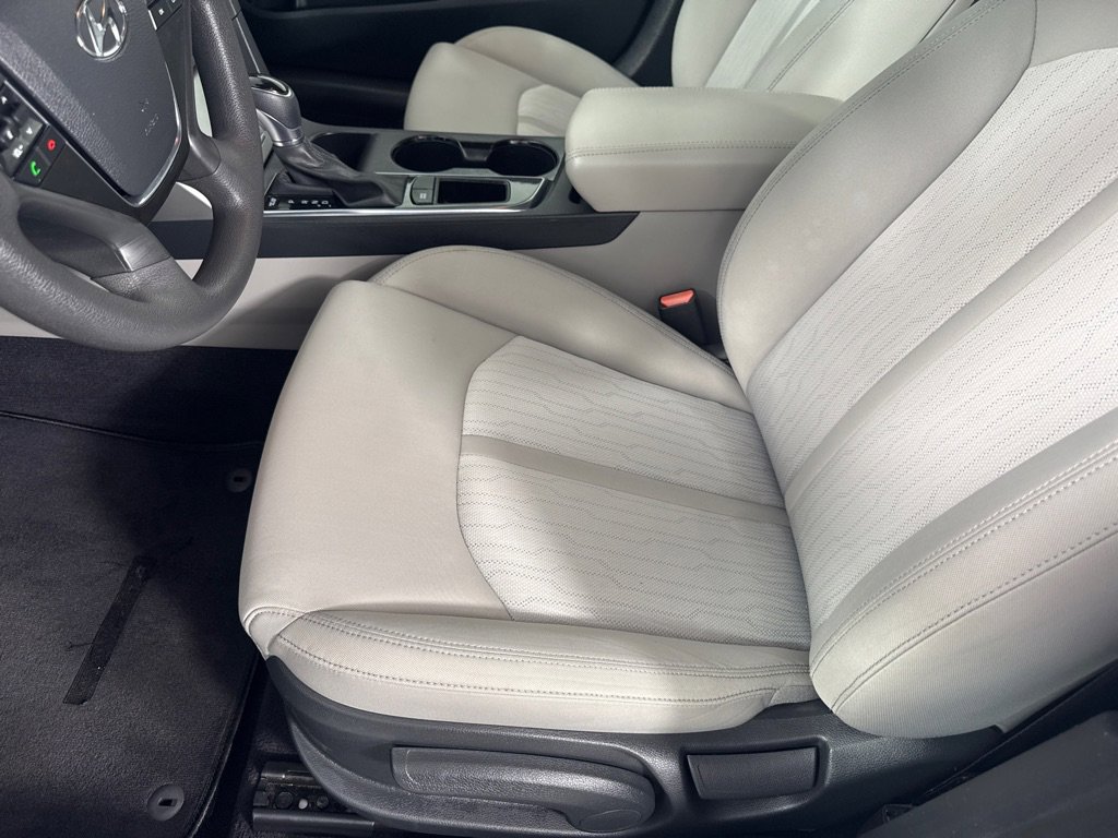 Used 2016 Hyundai Sonata SE image 13