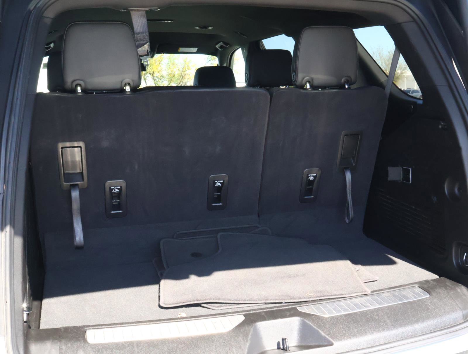 Used 2025 Chevrolet Tahoe Z71 AWD/4WD image 22