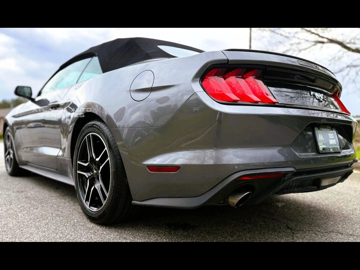 Used 2023 Ford Mustang Premium image 12