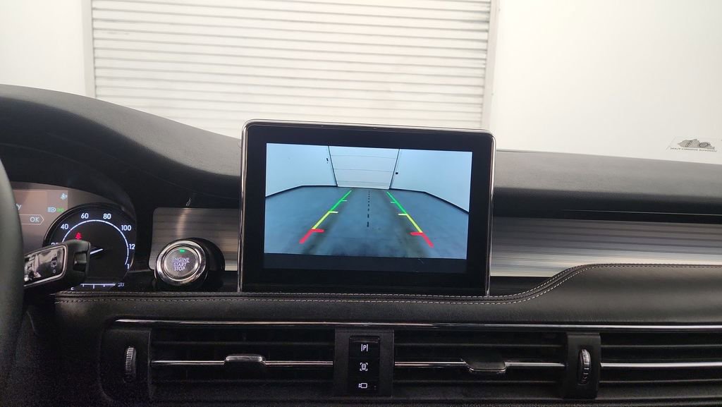 Used 2022 Lincoln Corsair AWD w/ Equipment Group 101A image 30