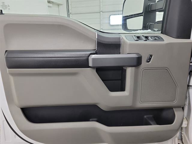 Used 2018 Ford F150 XLT w/ Max Trailer Tow Package image 14