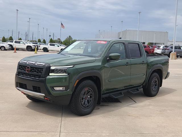 Certified 2025 Nissan Frontier Pro-X image 3