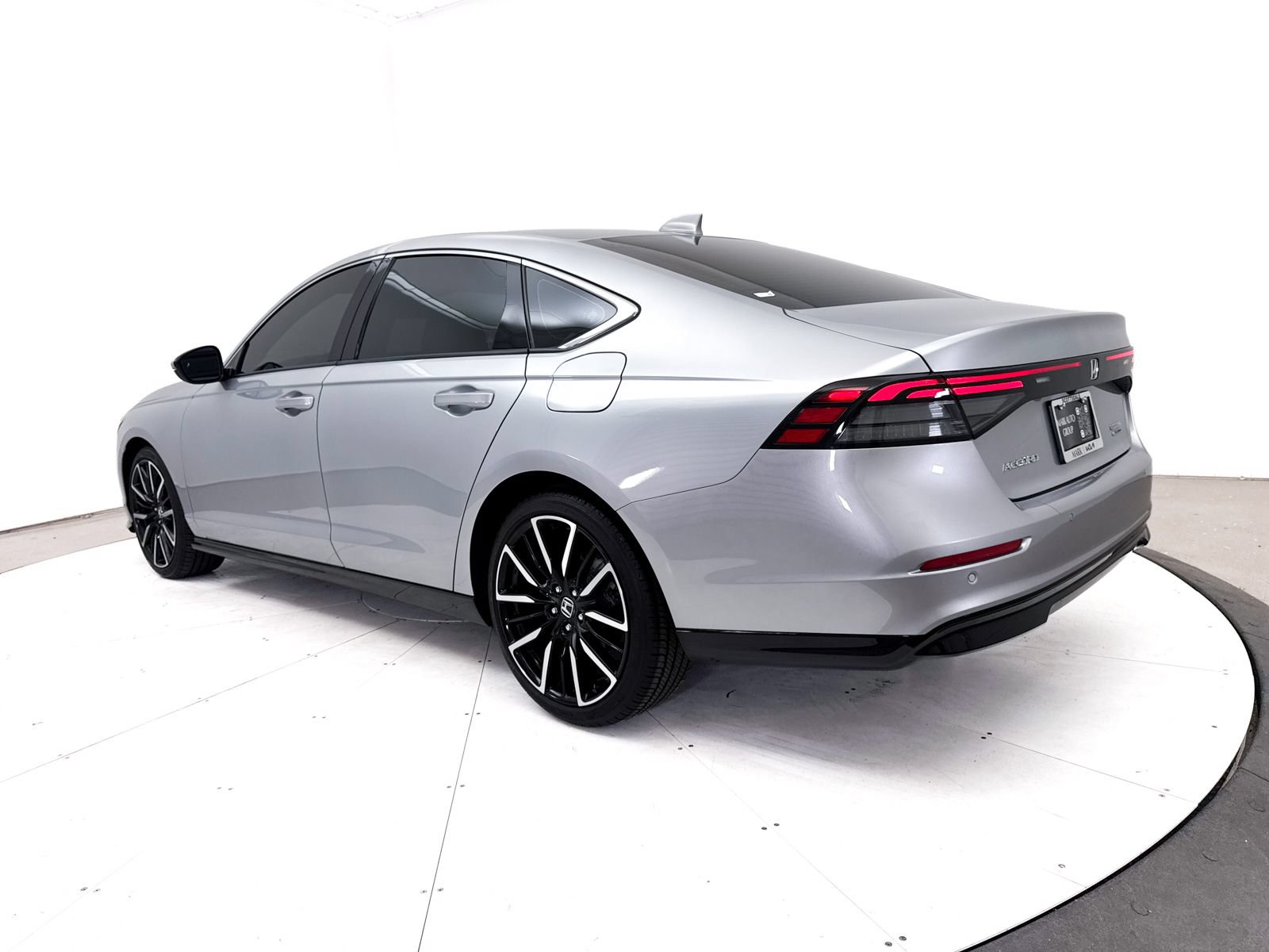 Used 2025 Honda Accord Touring image 17