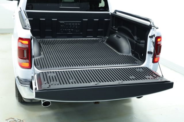 Used 2022 RAM 1500 Laramie image 8