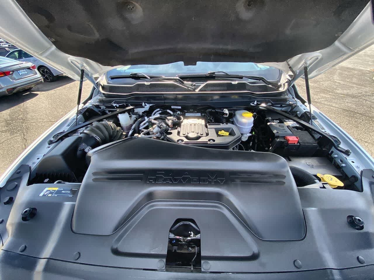 Used 2025 RAM 2500 Tradesman AWD/4WD image 25