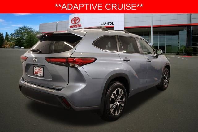Used 2023 Toyota Highlander XLE image 6