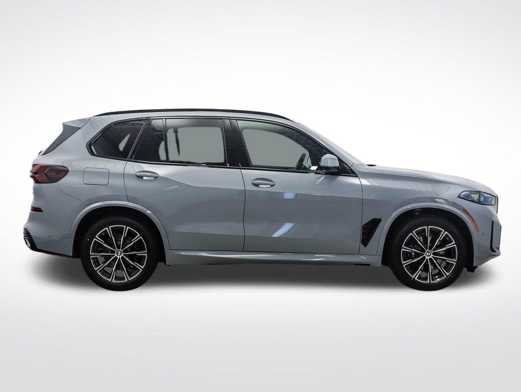 New 2026 BMW X5 xDrive40i w/ Executive Package AWD/4WD image 6