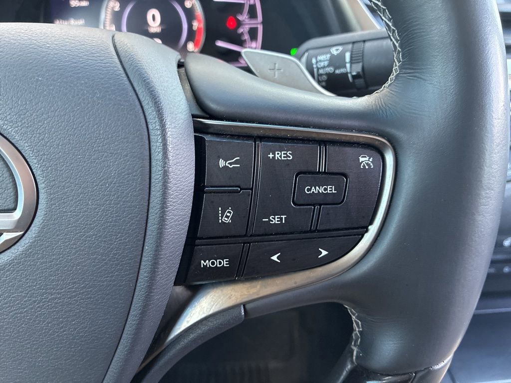 Used 2019 Lexus ES 350 w/ Premium Package image 24