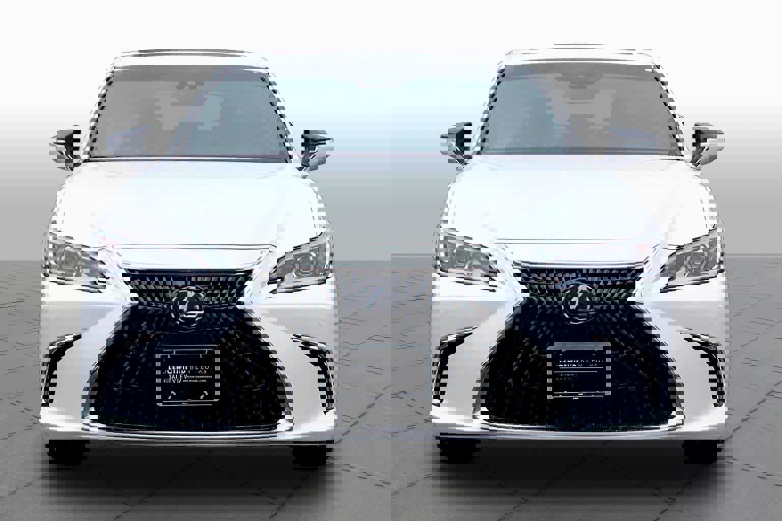 Certified 2025 Lexus ES 350 w/ Premium Package image 4