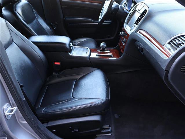 Used 2013 Chrysler 300 Touring w/ Driver Convenience Group RWD image 23