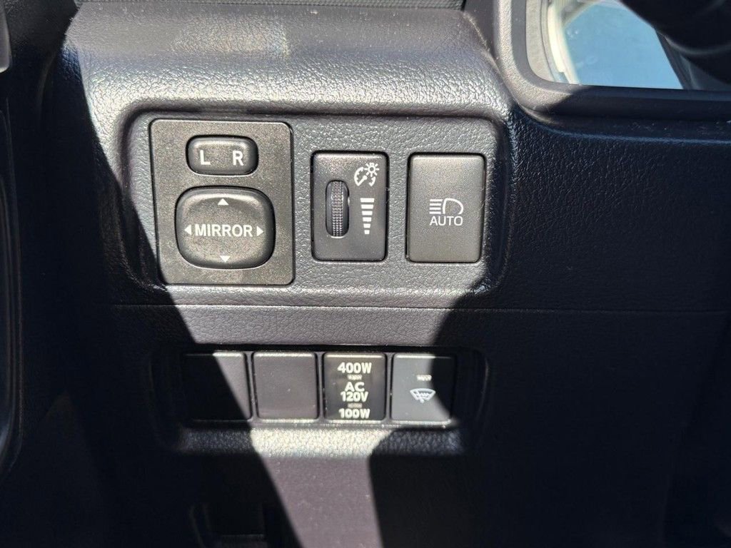 Used 2024 Toyota 4Runner TRD Off-Road image 17