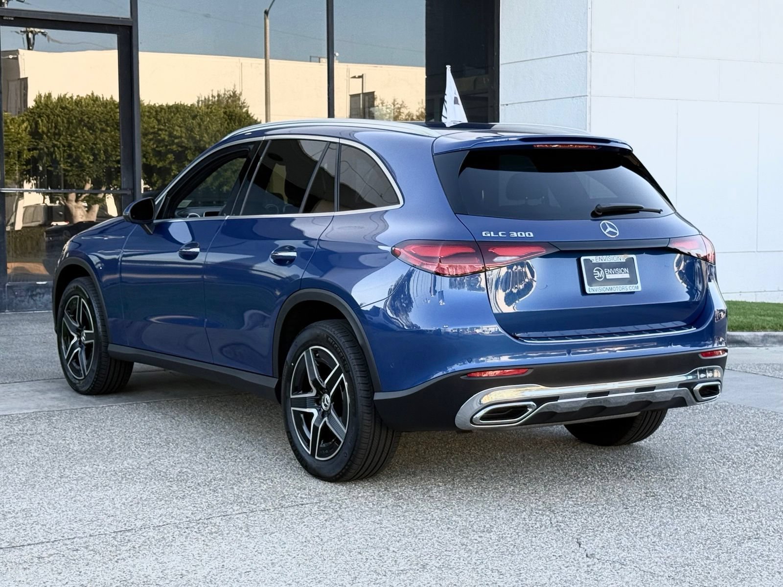 Used 2026 Mercedes-Benz GLC 300 image 10