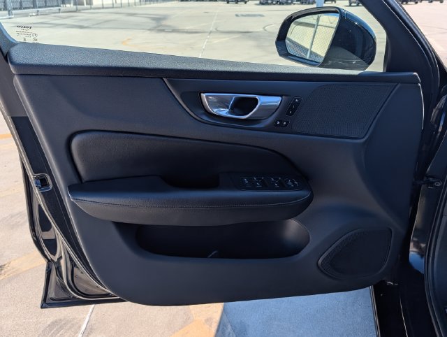 Used 2024 Volvo S60 B5 Plus FWD image 15