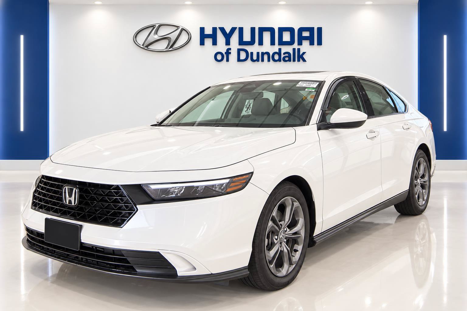 Used 2024 Honda Accord EX image 3