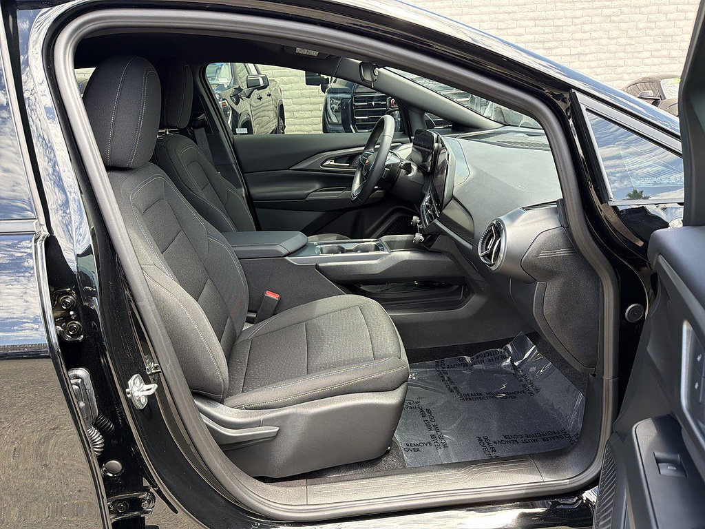 Used 2025 Chevrolet Equinox EV LT FWD image 26
