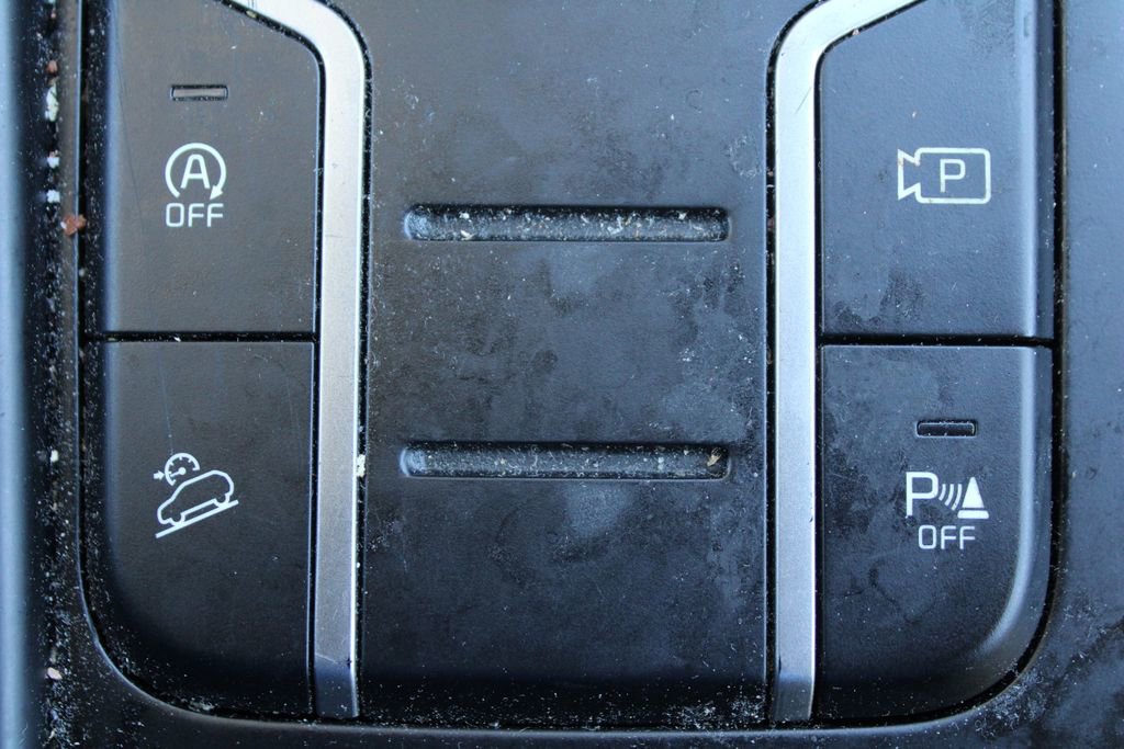 Certified 2023 Kia Sorento S image 35