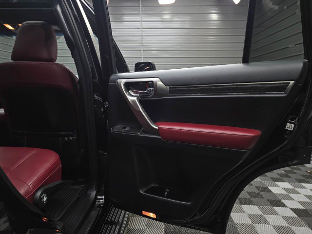 Used 2022 Lexus GX 460 Luxury w/ Accessory Package AWD/4WD image 20