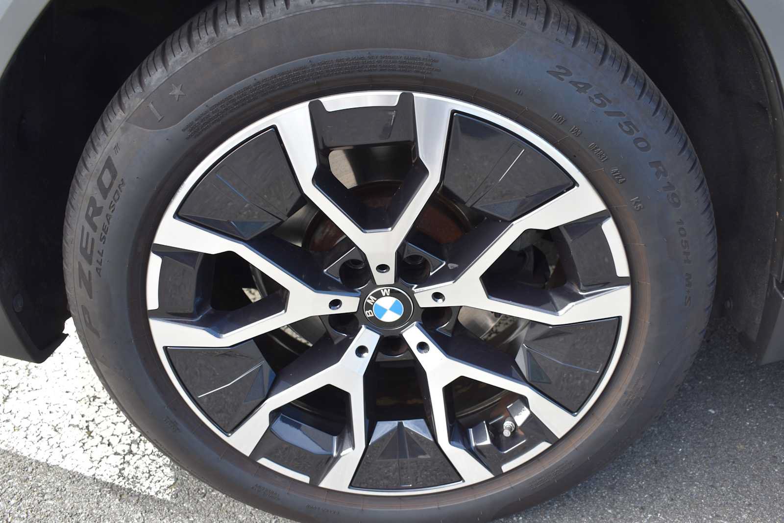 Used 2025 BMW X3 xDrive30i w/ Convenience Package AWD/4WD image 21