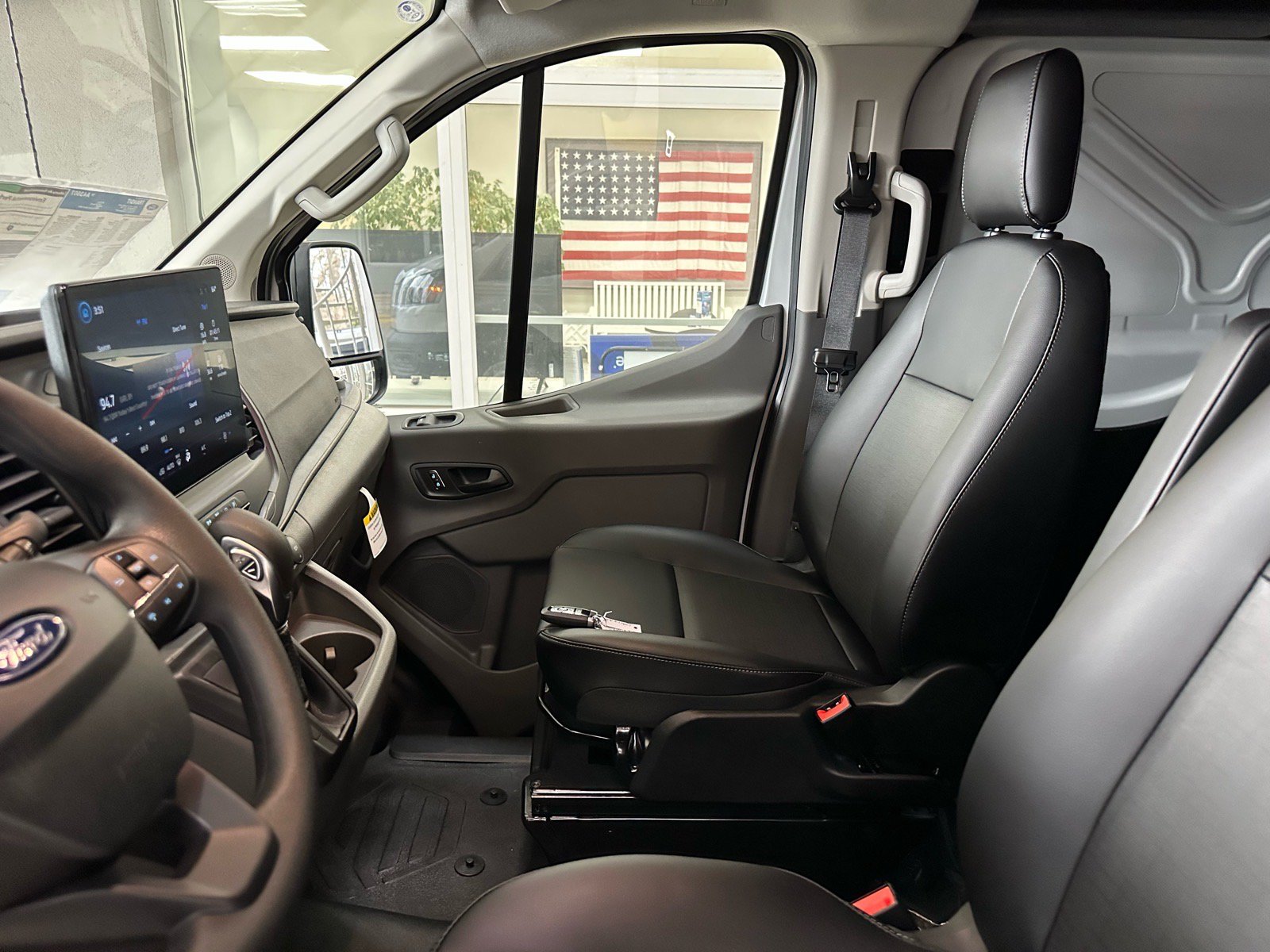 New 2026 Ford Transit 150 Low Roof w/ Load Area Protection Package RWD image 16