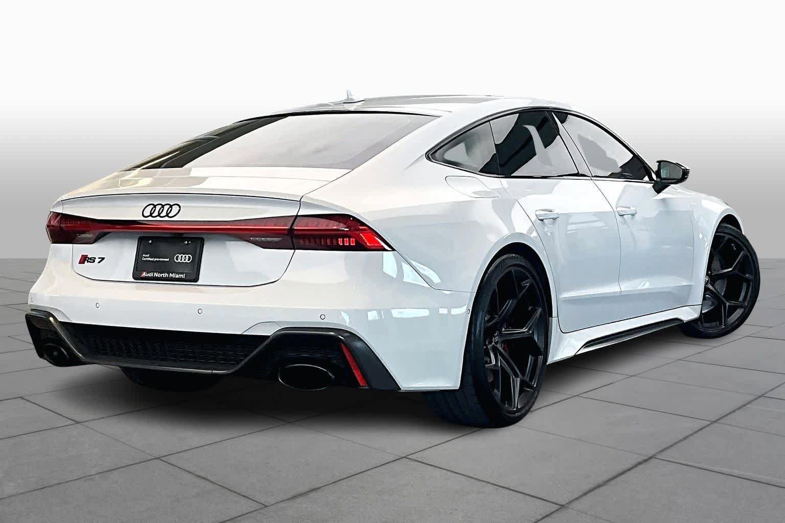 Certified 2025 Audi RS 7 Performance w/ Matte Carbon Package AWD/4WD image 12