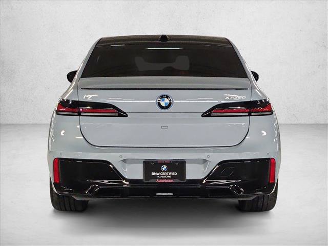 Certified 2024 BMW i7 xDrive60 w/ Executive Package AWD/4WD image 6