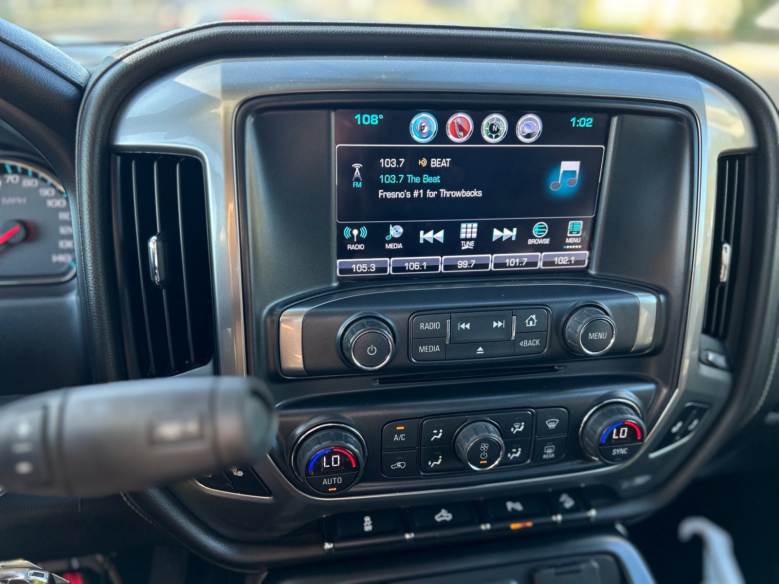 Used 2017 Chevrolet Silverado 1500 LTZ Z71 w/ Midnight Edition AWD/4WD image 22
