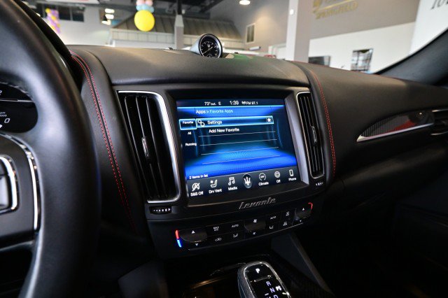 Used 2019 Maserati Levante GranLusso AWD/4WD image 37