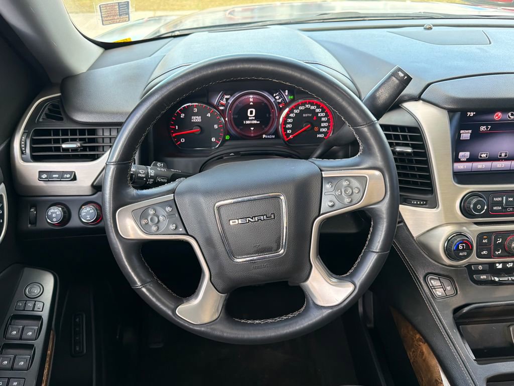 Used 2015 GMC Yukon Denali w/ Premium Package image 16