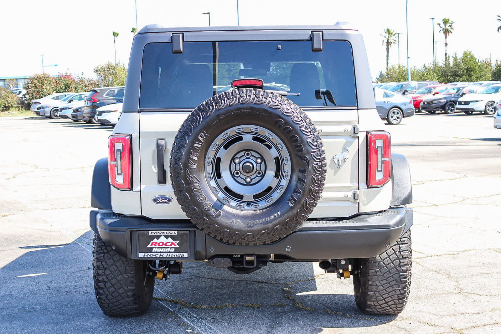 Used 2022 Ford Bronco Everglades image 5