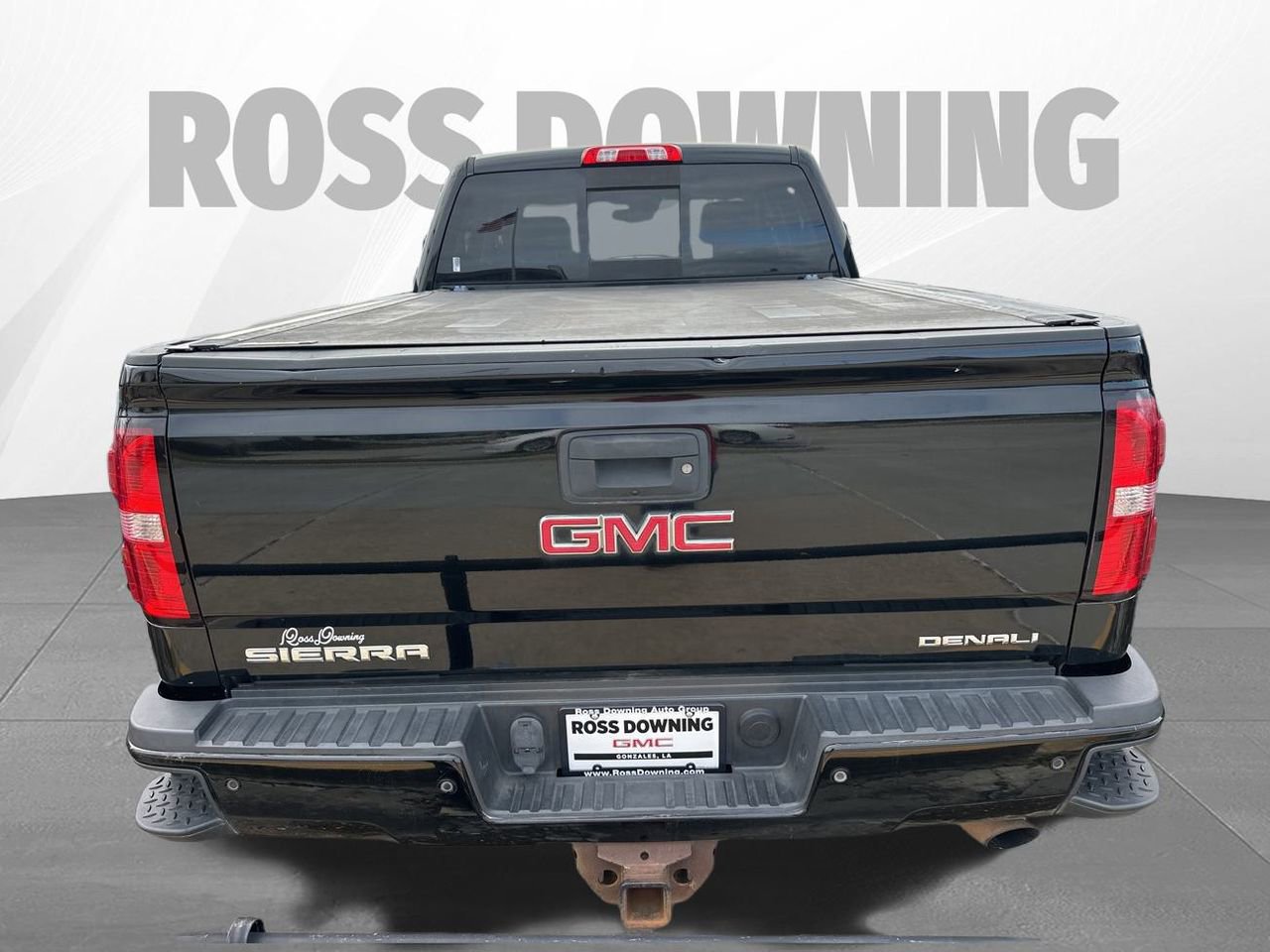 Used 2017 GMC Sierra 2500 Denali w/ Suspension Package, Off-Road image 5