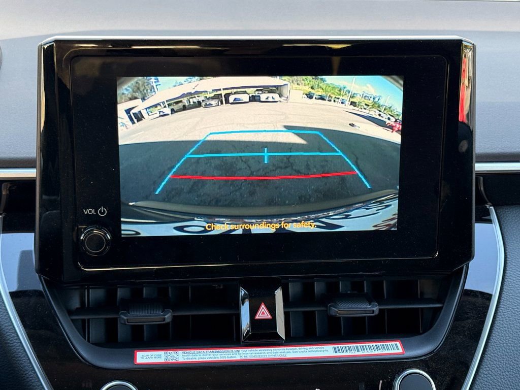 Used 2025 Toyota Corolla LE image 14