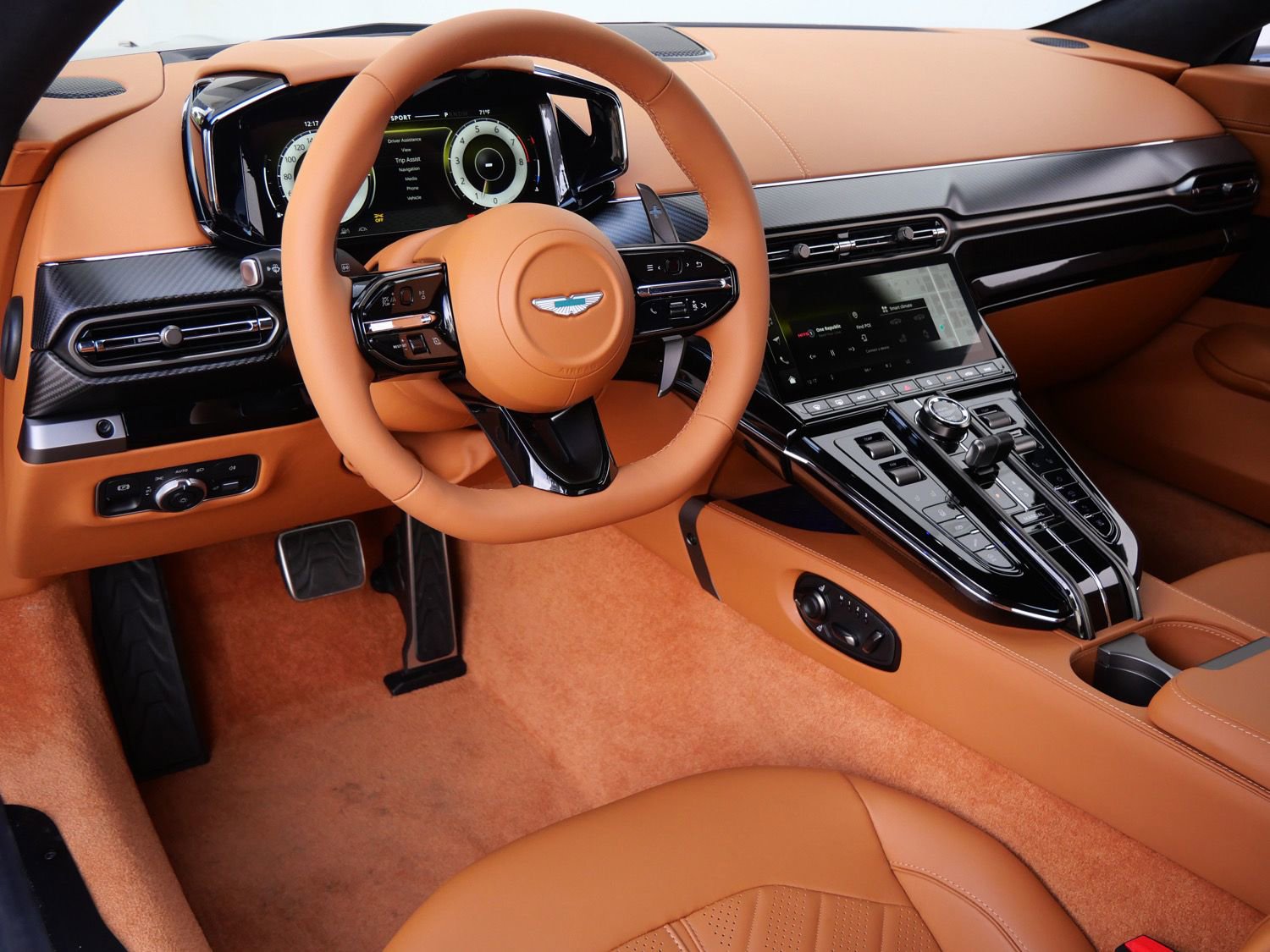 New 2026 Aston Martin V8 Vantage S image 3