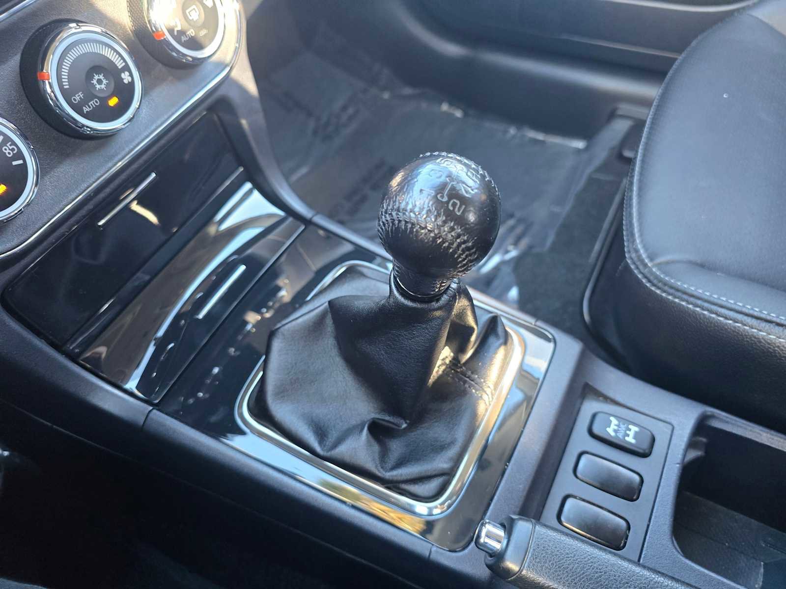 Used 2015 Mitsubishi Lancer Evolution GSR image 29