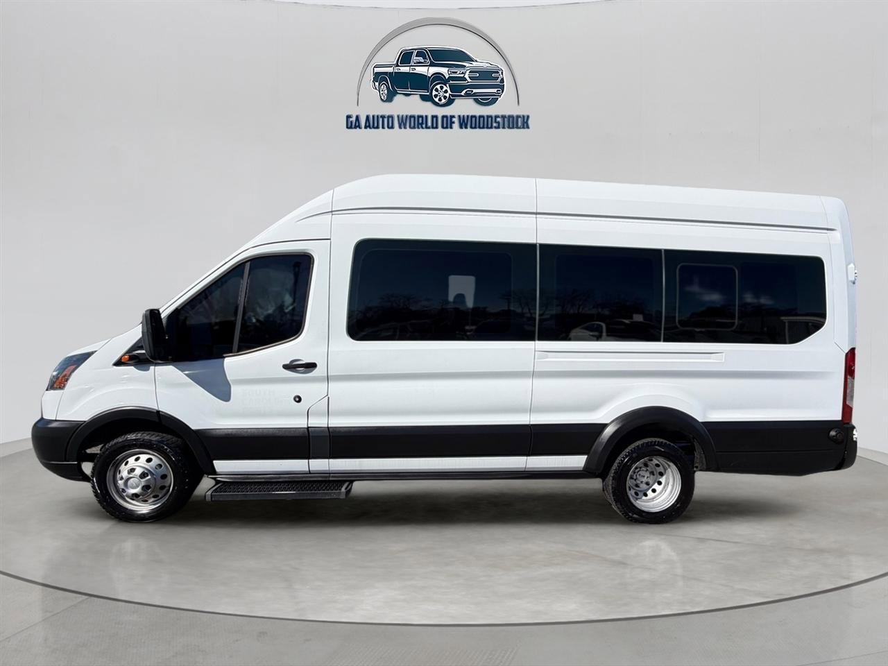 Used 2019 Ford Transit 350 XL image 10