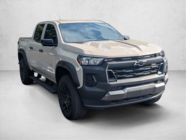 Used 2026 Chevrolet Colorado Trail Boss AWD/4WD image 3