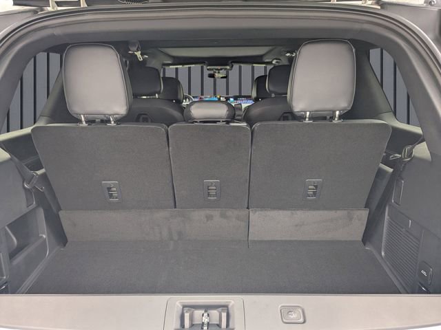 New 2026 Lincoln Navigator Reserve w/ Jet Appearance Package image 8